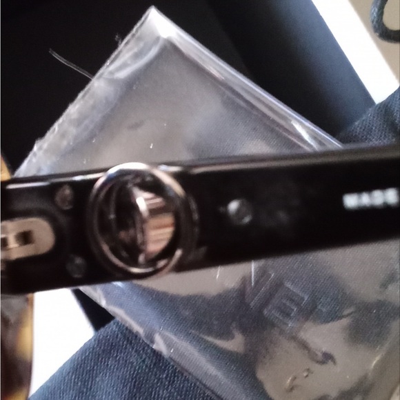 Chanel - Picture 8 of 10